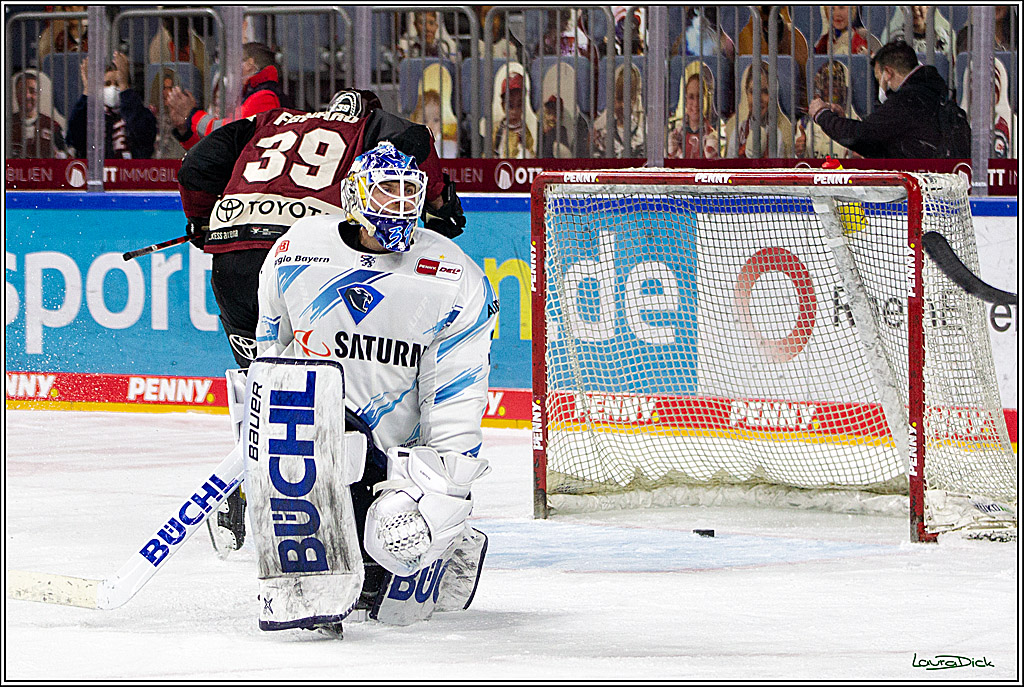 PENNY DEL;  Koelner Haie - ERC Ingolstadt; Koeln, 01.04.2021